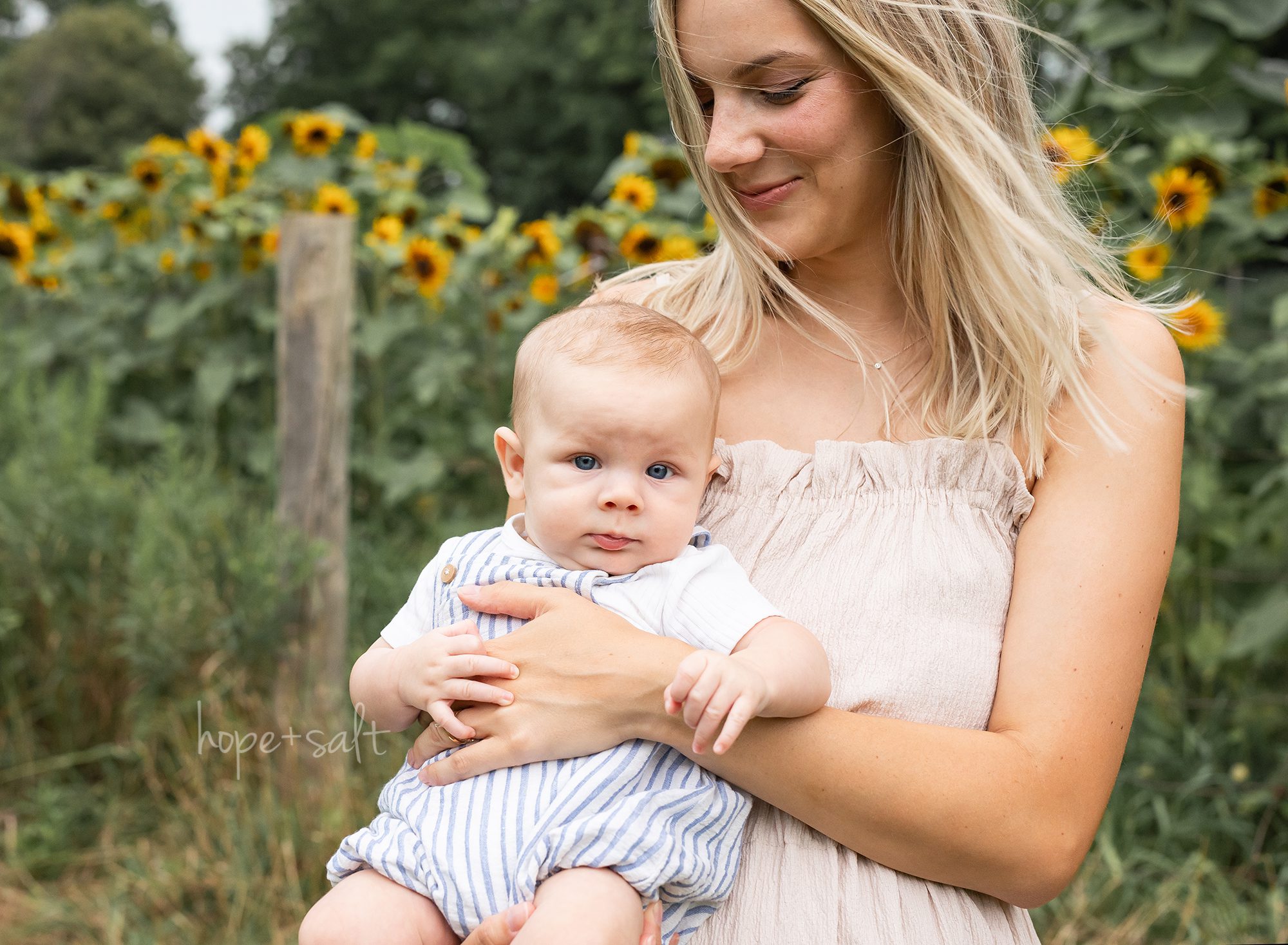 burlington oakville outdoor newborn photographer