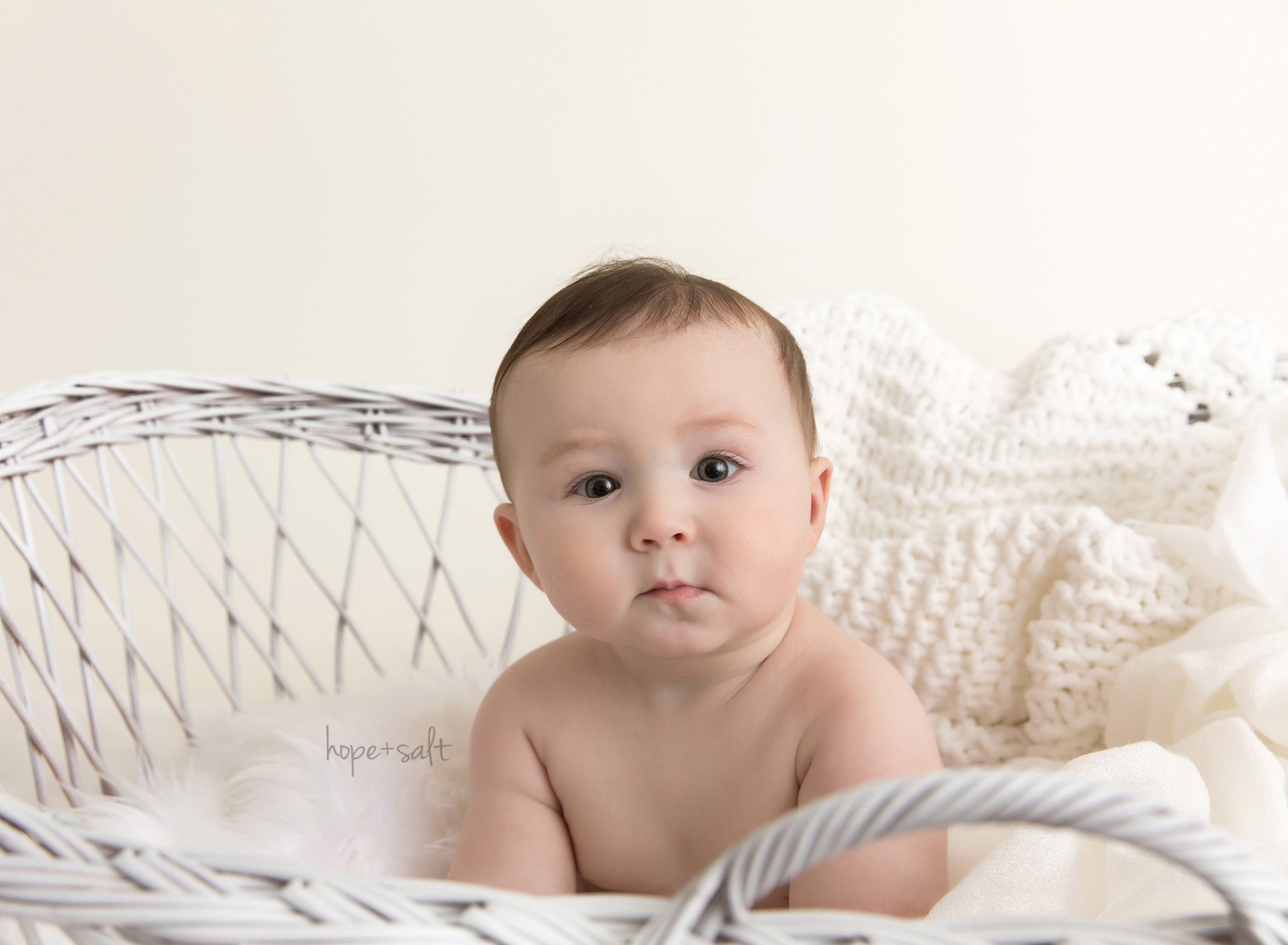 Niko s Sitter Session Burlington Baby Photographer Hope Salt 