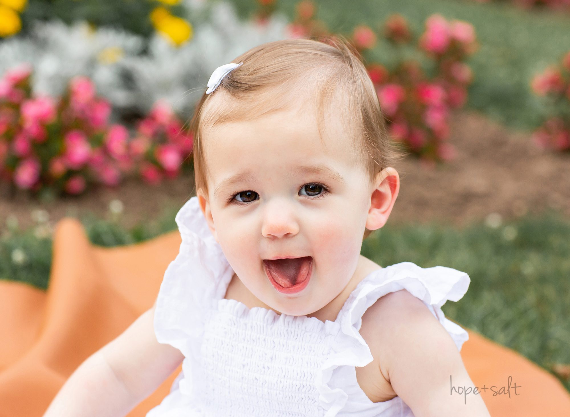 What Is A Milestone Package And Is It Right For You Burlington Newborn Photographer Hope 5969